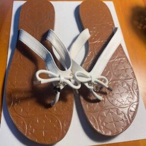Kate Spade Sandals/flip flops, White, Size 8.5M